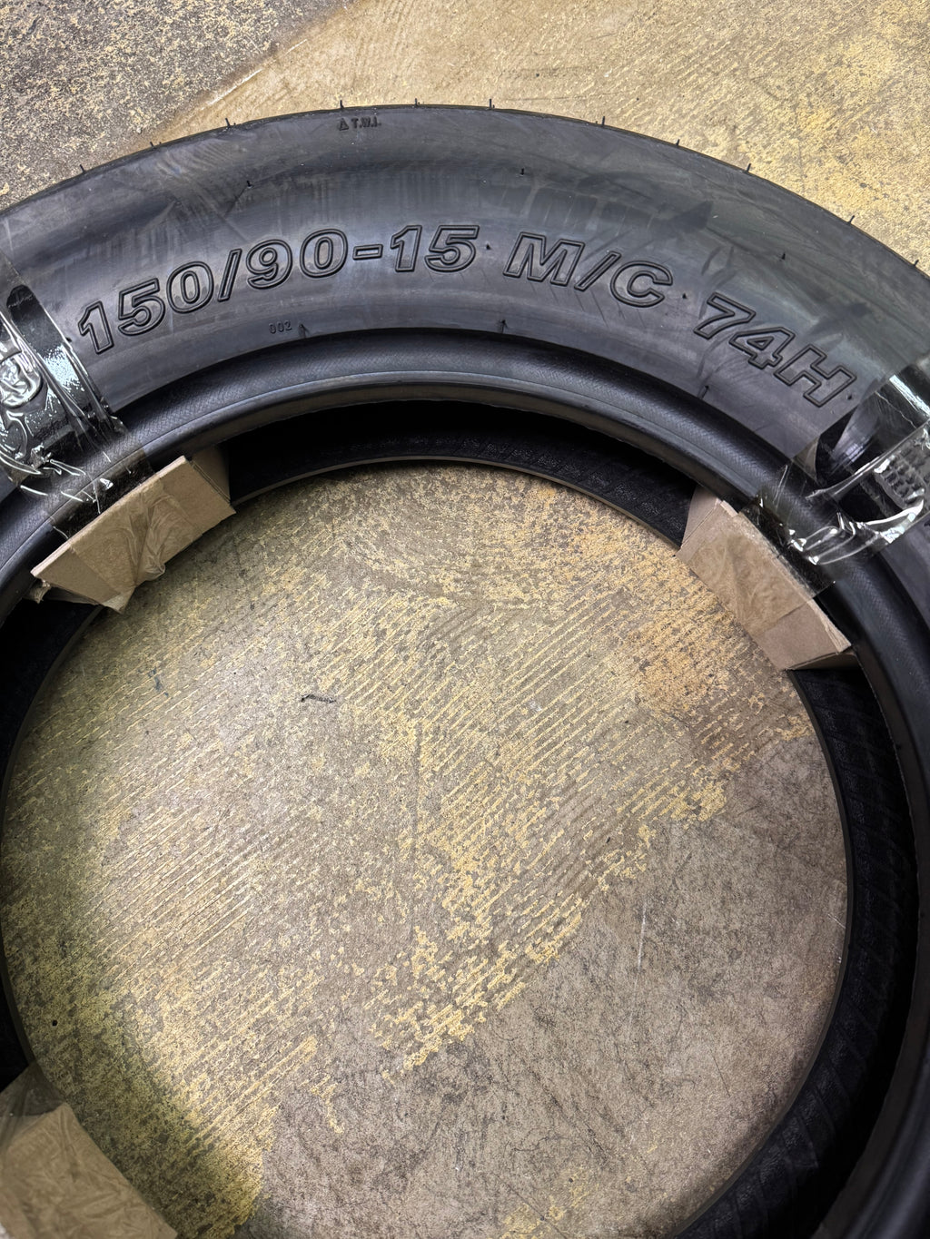KENDA K673 KRUZ  BSW 150 90 15 74H REAR MOTORCYCLE TIRE 046731524B1