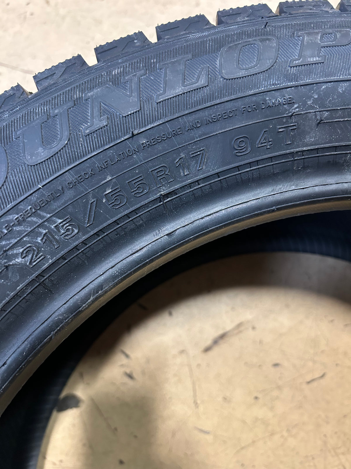 DUNLOP WINTER MAXX 2 BSW P 215 55 17 94T WINTER TIRE 266016625