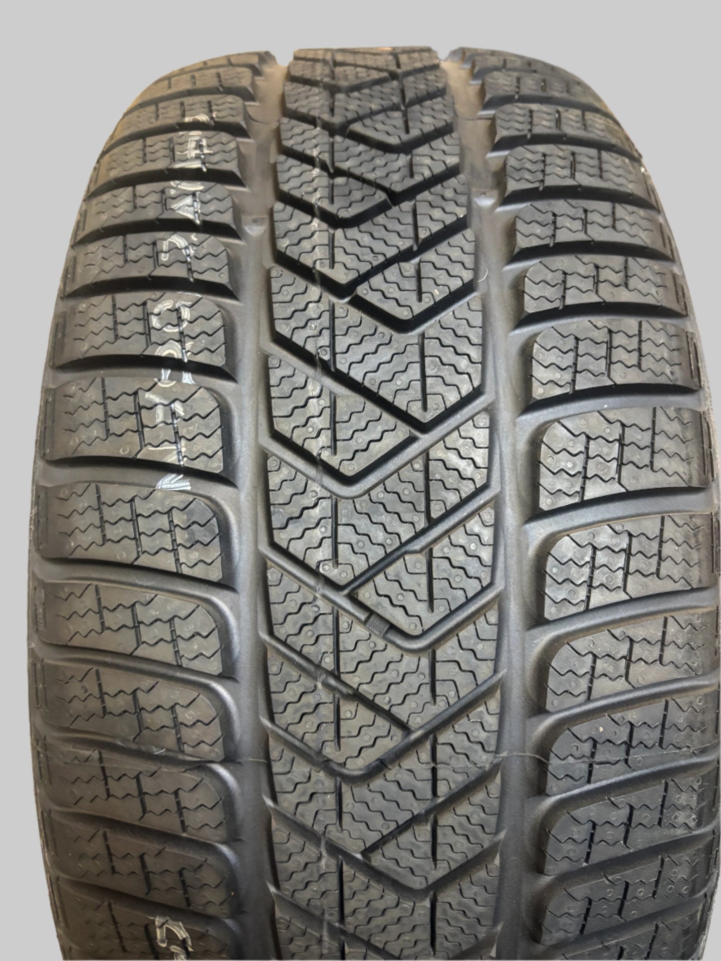PIRELLI WINTER SOTTOZERO 3 (J) JAGUAR P 255 35 20 97W XL SNOW WINTER TIRE 2515800