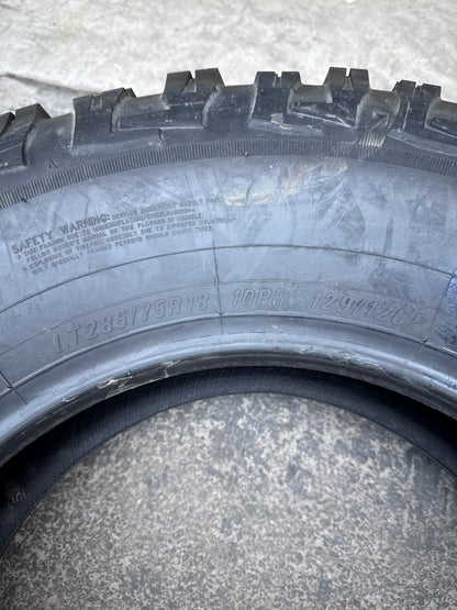 NOS MAXXIS BIGHORN MT LT 285 75 18 129/126P LRE 10PLY MUD TERRAIN TIRE TL00064100