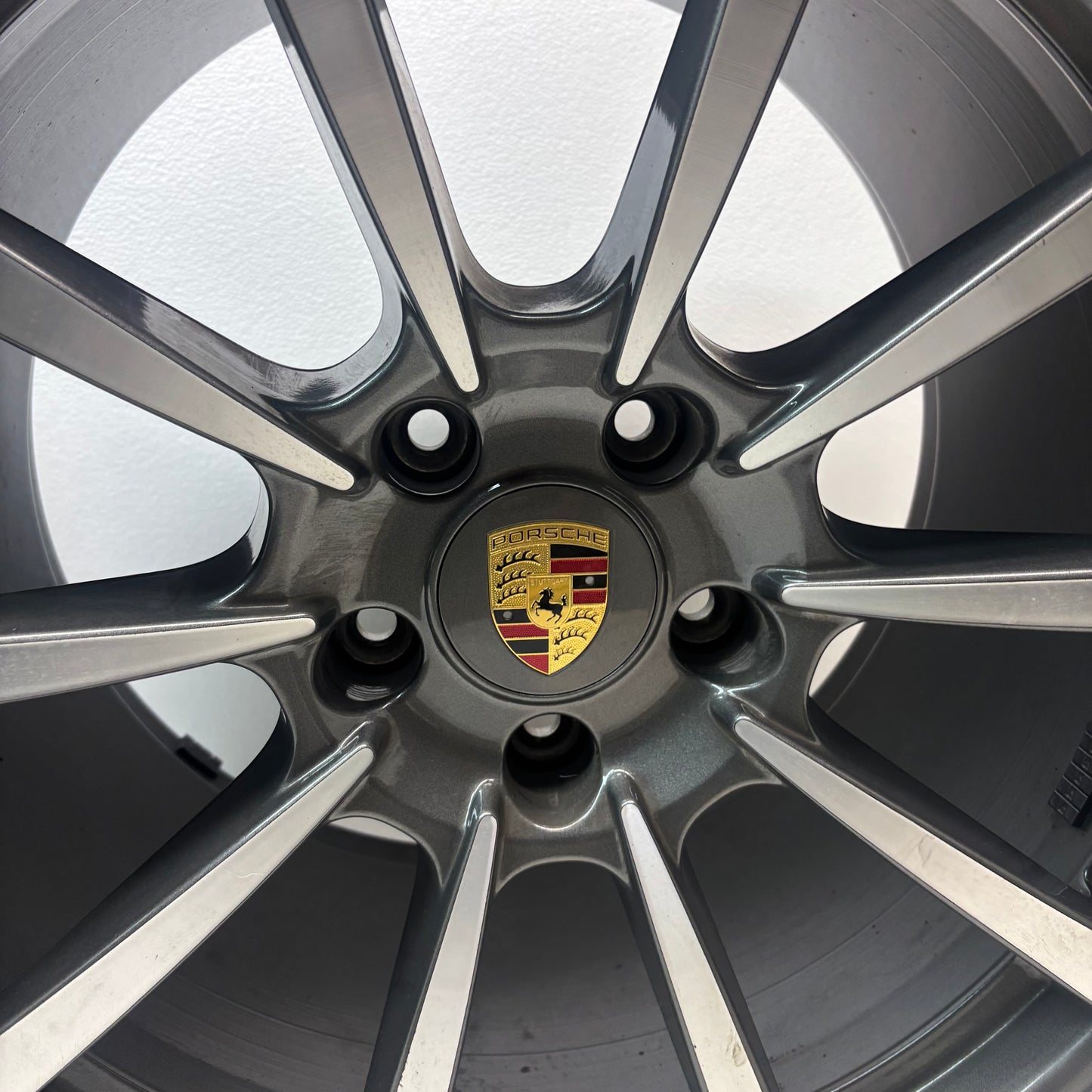 GENUINE PORSCHE 991 II C4 4S 4 S STAGGERED SET OF WHEELS R: 20X11 ET56 F: 20X8.5 ET49