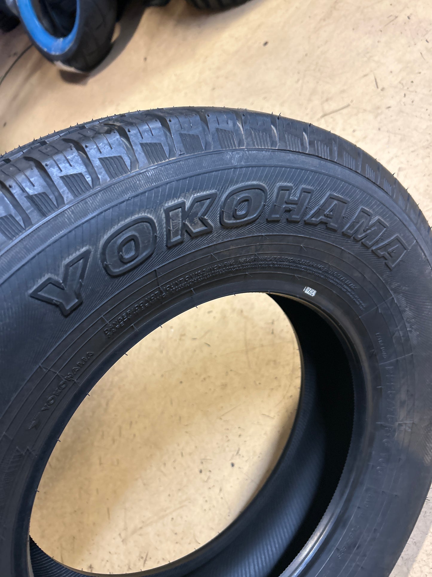 NOS YOKOHAMA YK-HTX BSW P 225/75R16 106T XL ALL SEASON TIRE 110105408
