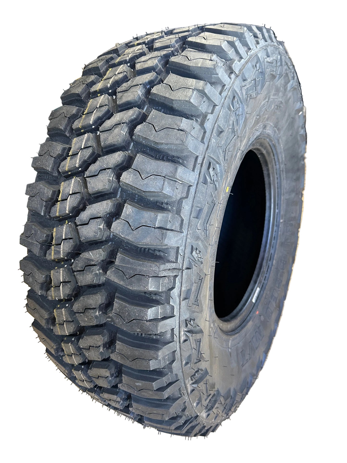 AMERICUS RUGGED M/T BSW LT 33 12.5 15 108Q 6PLY MUD TIRE AMD2465