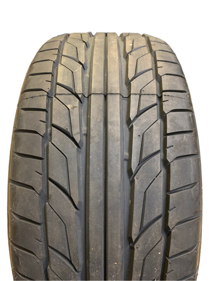 NITTO NT555 G2 BSW  P 245 40 18 97W UHP TIRE 211150