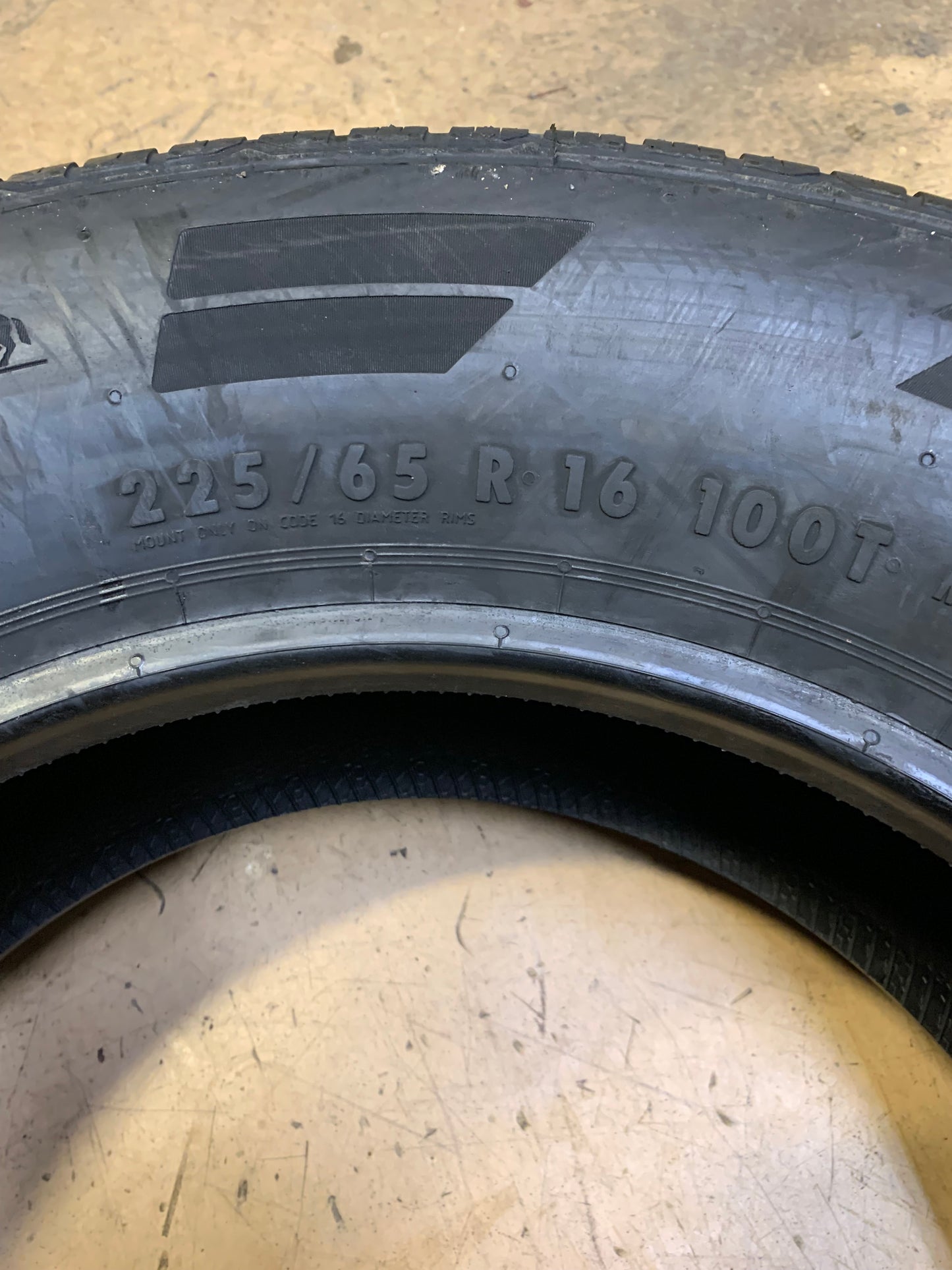 2 CONTINENTAL TRUECONTACT TOUR BSW P 225 65 16 100T ALL SEASON TIRE 15500470000
