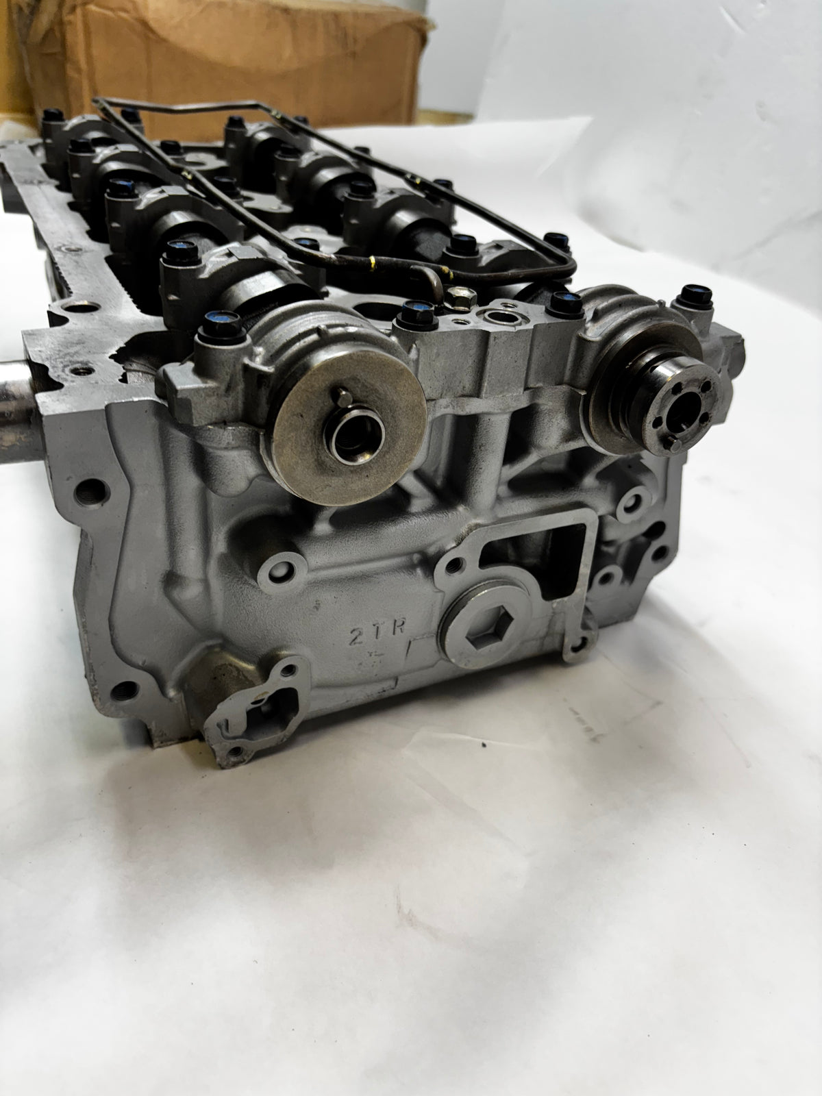 REMANUFACTURED FOR TOYOTA 2.7 2TR DOHC DUAL VVTI CYLINDER HEAD G289065