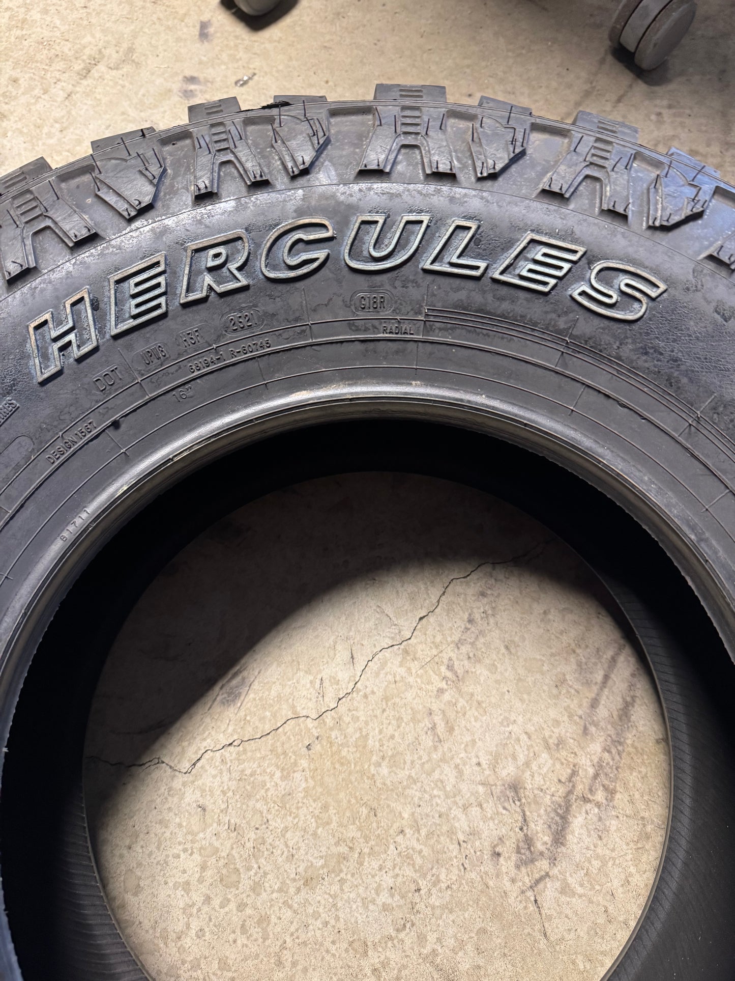 NOS HERCULES TERRA TRAC M/T OWL LT 265 75 16 123/120Q 10PLY MUD TERRAIN TIRE 08090