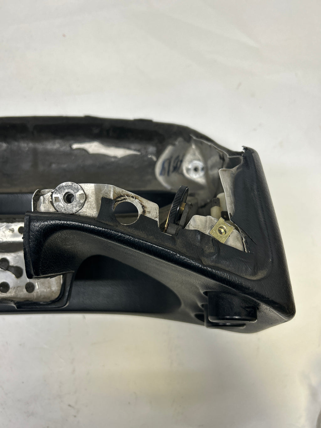 PORSCHE 78-89 PORSCHE 928 BLACK CLUSTER POD TRIM