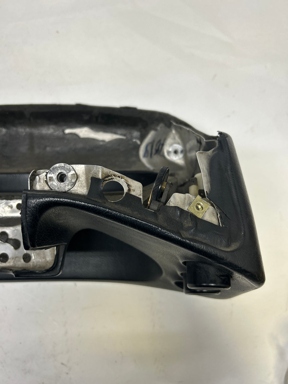 PORSCHE 78-89 PORSCHE 928 BLACK CLUSTER POD TRIM
