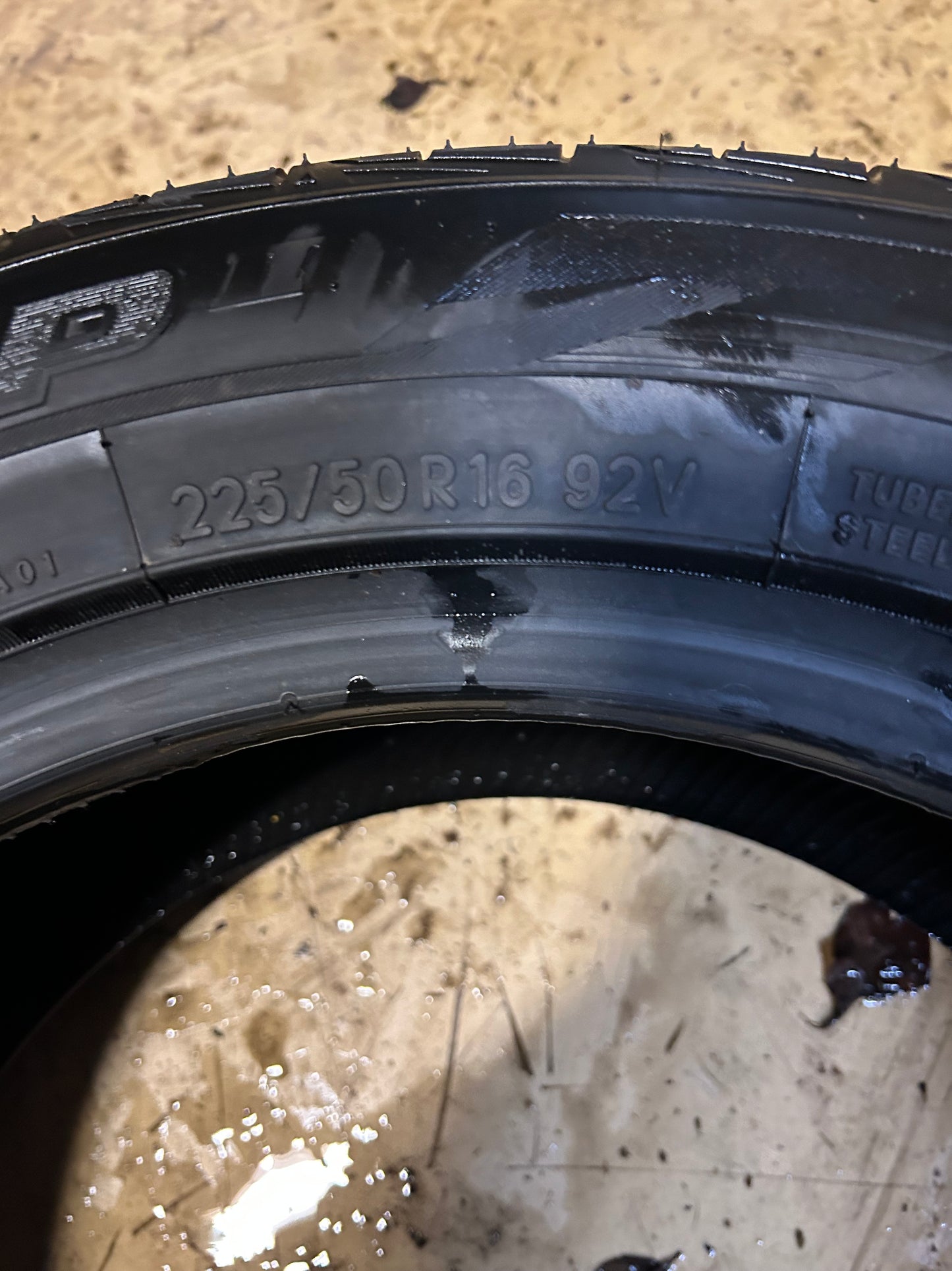 TOYO EXTENSA HP II BSW P 225 50 16 92V ALL SEASON TIRE 196350