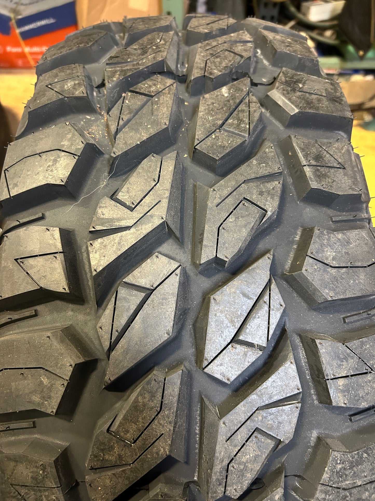 GROUNDSPEED VOYAGER MT BSW LT 35 12.5 15 113Q 6PLY MUD TIRE 115395