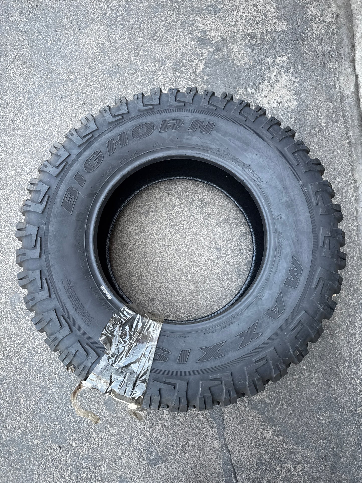 MAXXIS BIGHORN OWL LT 285 70 17 121/118Q LRD 8PLY MUD TERRAIN TIRE TL37600200