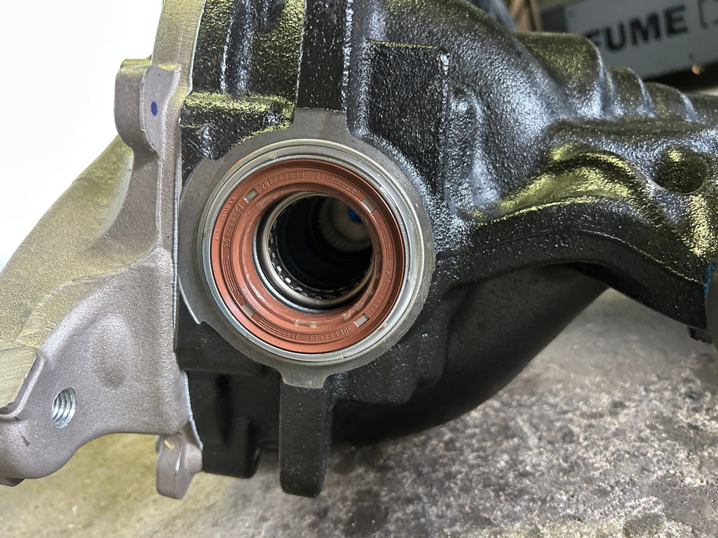 FORD MUSTANG 24-26 8.8 33T5 S550 DIFFERENTIAL MR3Z-4000-B RWD AUTOMATIC TRANSMISSION