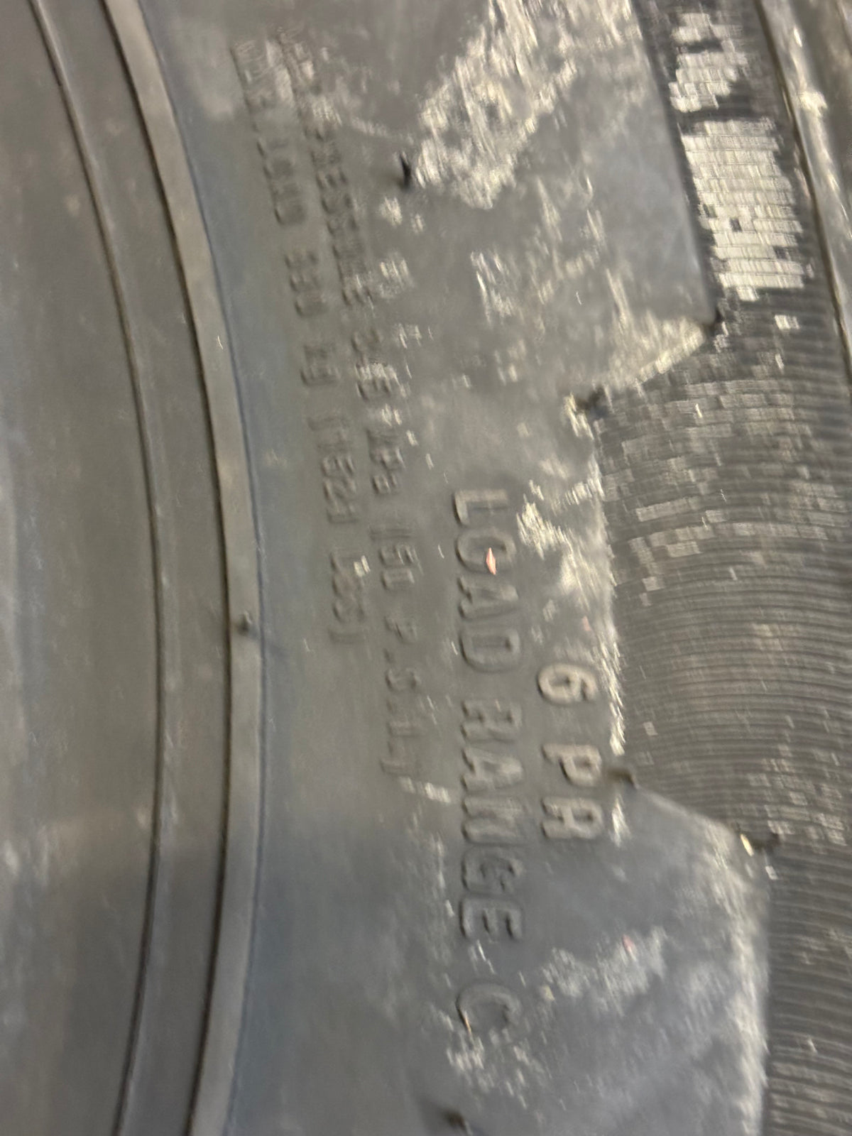 FORCEUM MT-08+ BSW LT 27 8.5 14 95Q LRC 6PLY MUD TERRAIN TIRE 1200034069