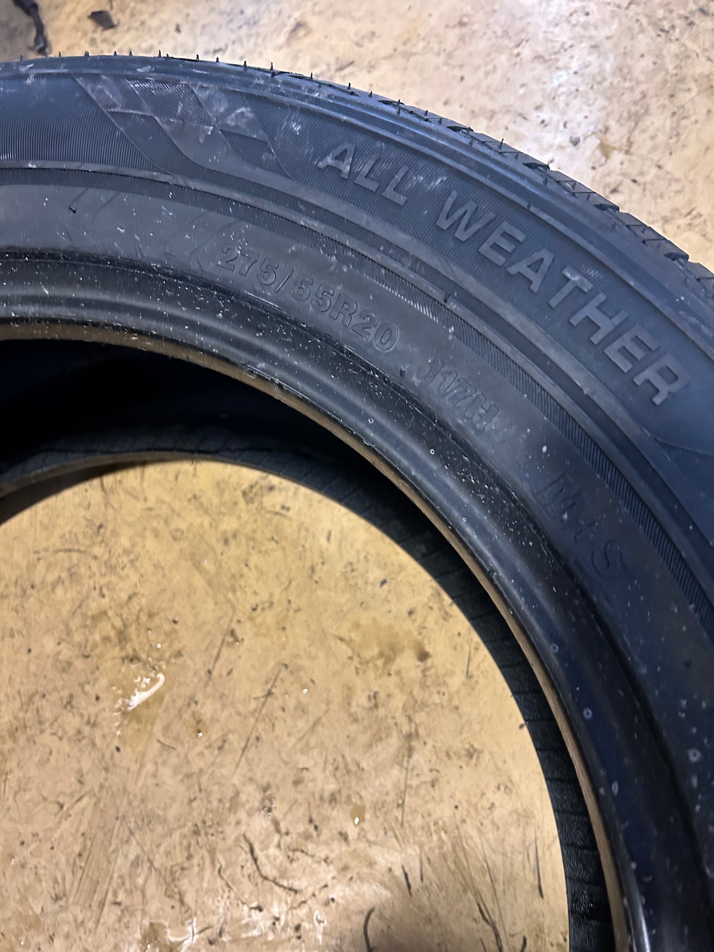 4 LEXANI LXHT206 BSW P 275 55 20 117H XL HIGHWAY TIRE LXST2062055010