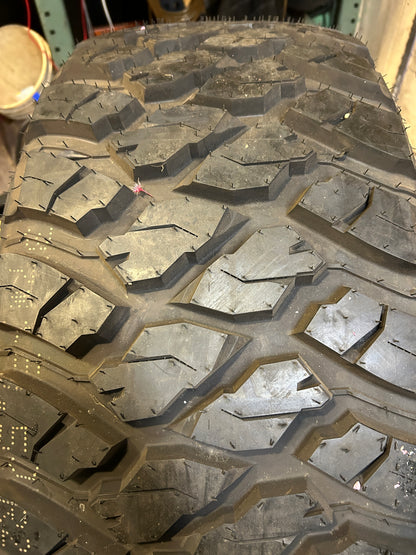 NOS ATLANDER ROVERCLAW M/T I BSW LT 37 13.5 22 128Q 12PLY MUD TIRE ATL1810