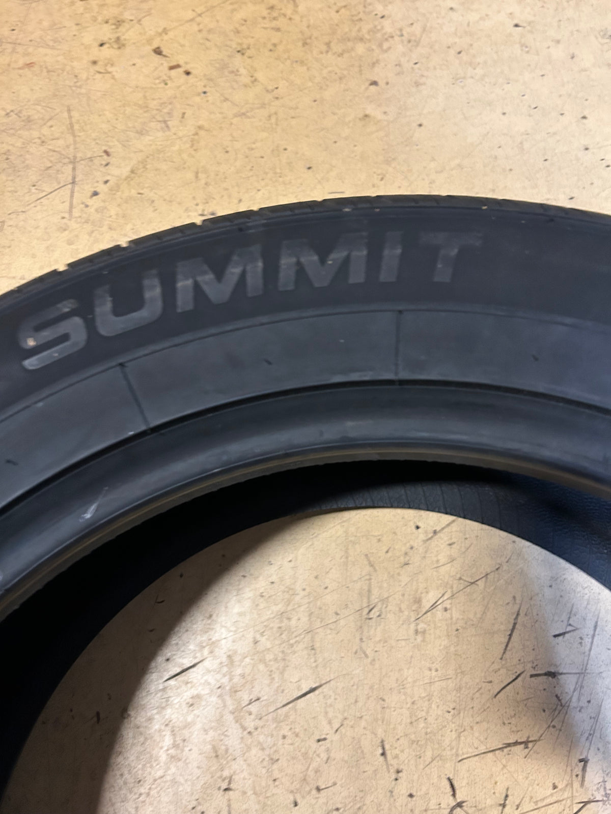 SUMMIT TRAIL CLIMBER SUV 2 BSW P 245 55 19 103V ALL SEASON TIRE 20697