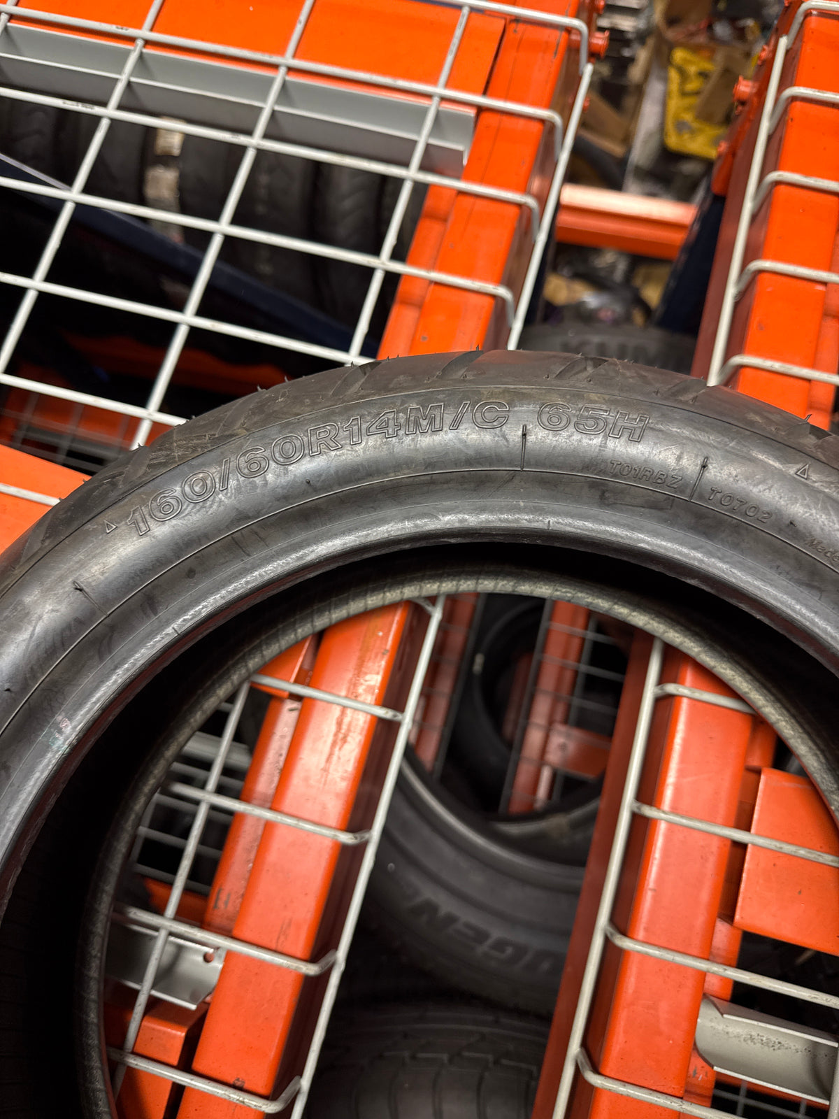 BRIDGESTONE BATTLAX TH01R 160 60 14 65H REAR MOTORCYCLE TIRE 132898