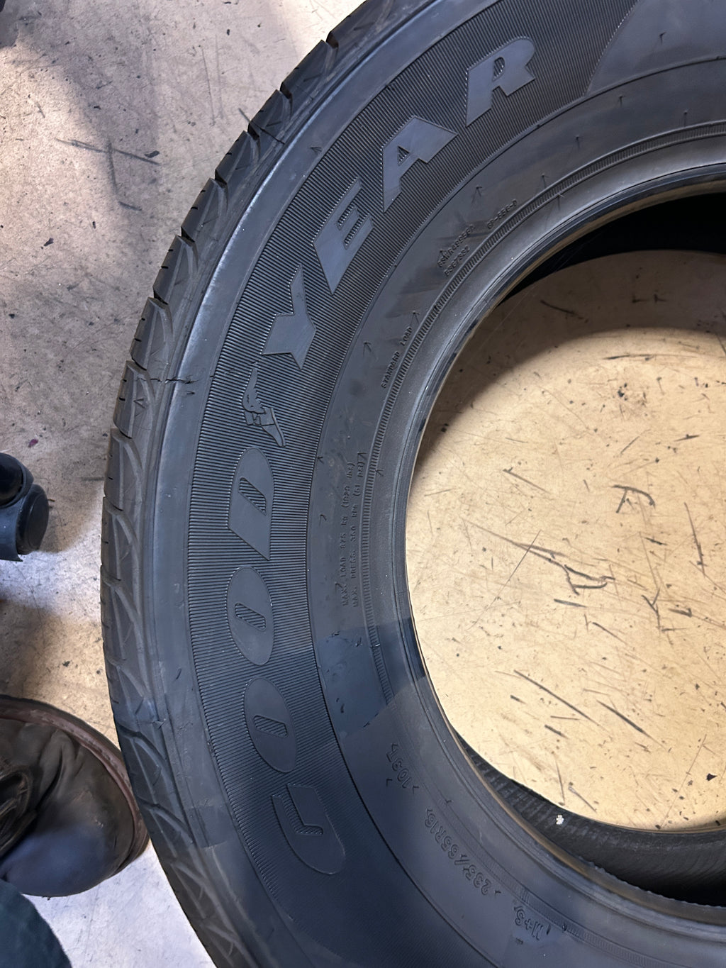 NOS GOODYEAR ASSURANCE ULTRATOUR P 235 65 16 103T SL ALL SEASON TIRE 680207386