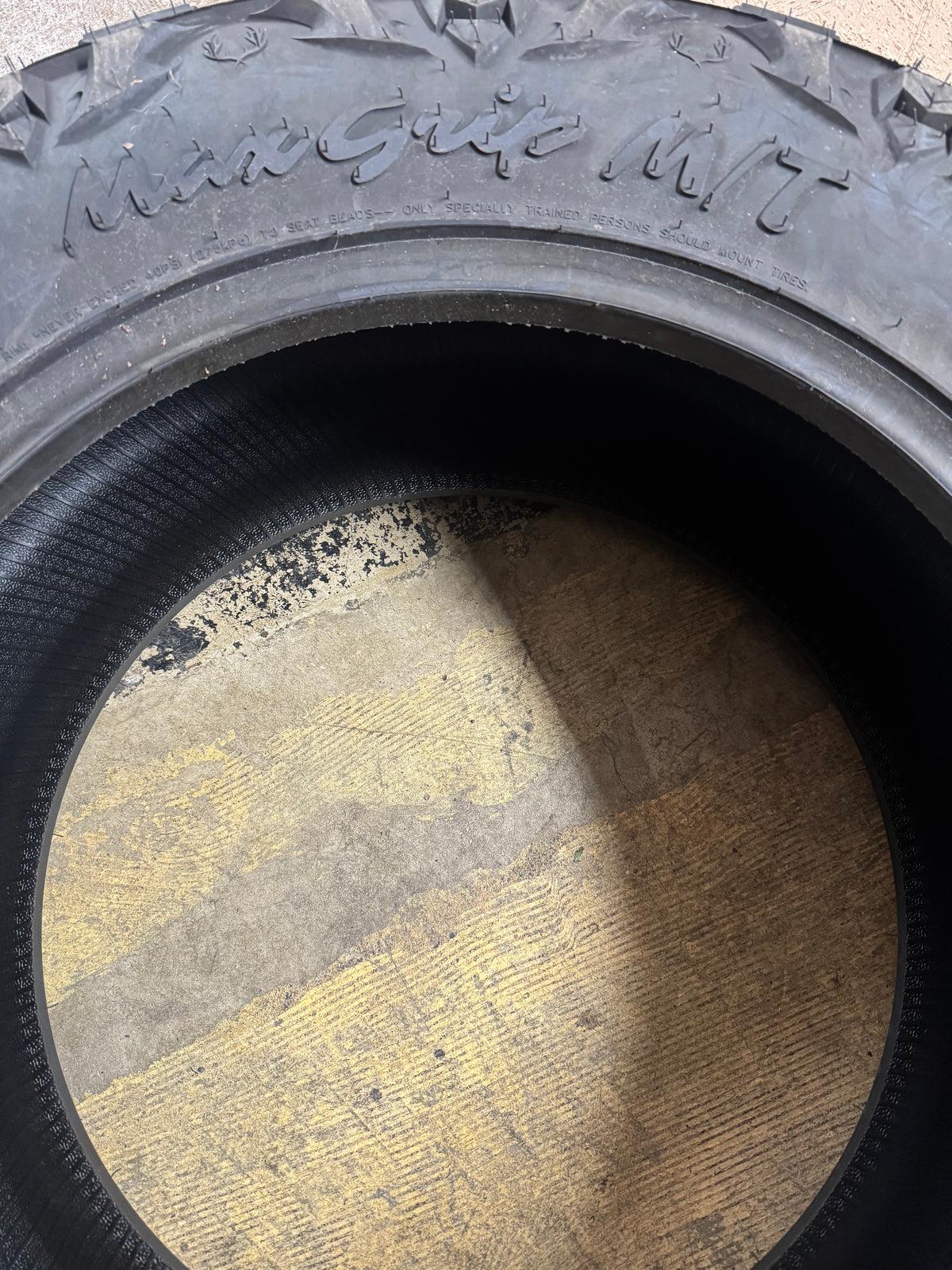 GRIPMAX MAXGRIP M/T BSW LT 35 11.5 20 124Q 10PLY MUD TERRAIN TIRE GMT014