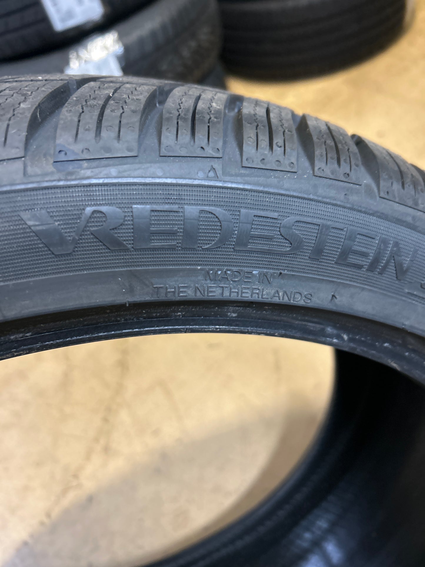 VREDESTEIN WINTRAC PRO+ BSW P 275 35 21 103Y XL WINTER TIRE 8714692998447