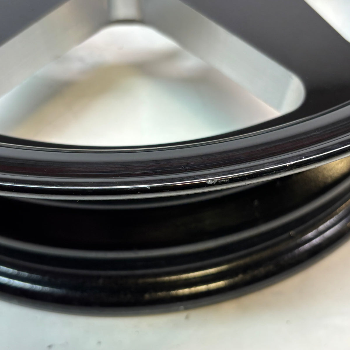 2 VISION SPORT STAR 571 WHEEL 15X4 5X114.3 GLOSS BLACK WITH MILLED CENTER -19MM