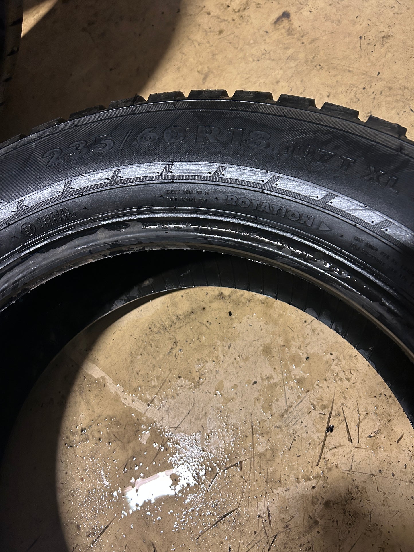 NOS NOKIAN NORDMAN 7 SUV STUDDED BSW P 235 60 18 107T XL WINTER TIRE TS32193