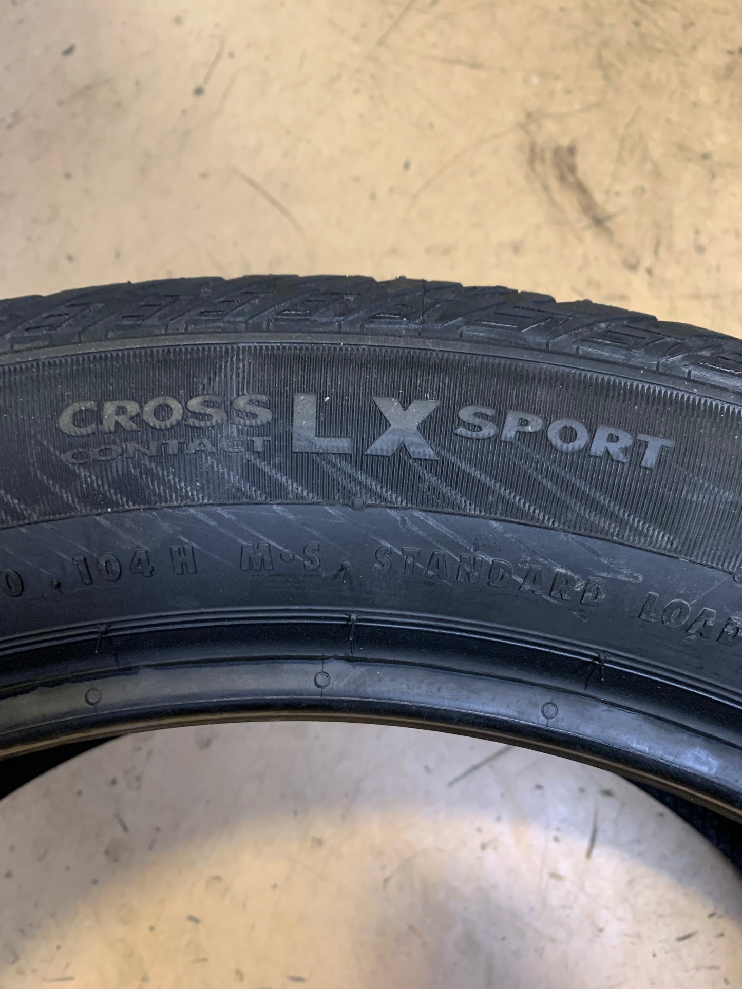 CONTINENTAL CROSSCONTACT LX SPORT BSW P 265 45 20 104H TIRE 03590360000