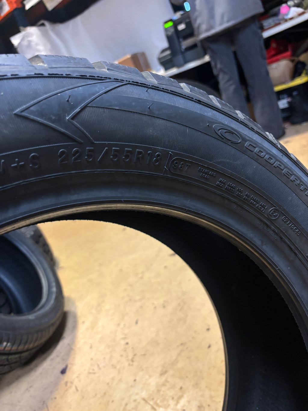 COOPER EVOLUTION WINTER P 225 55 18 98T SL SNOW WINTER TIRE 166169006