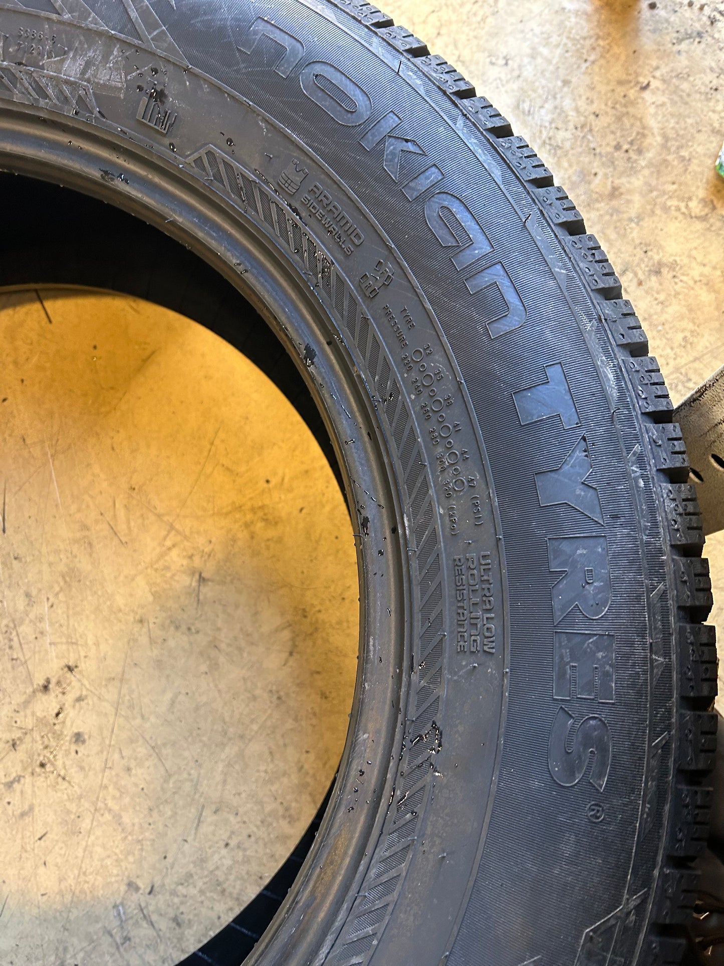 NOKIAN HAKKAPELIITTA R5 SUV BSW P 225 65 17 106R XL WINTER TIRE T432202