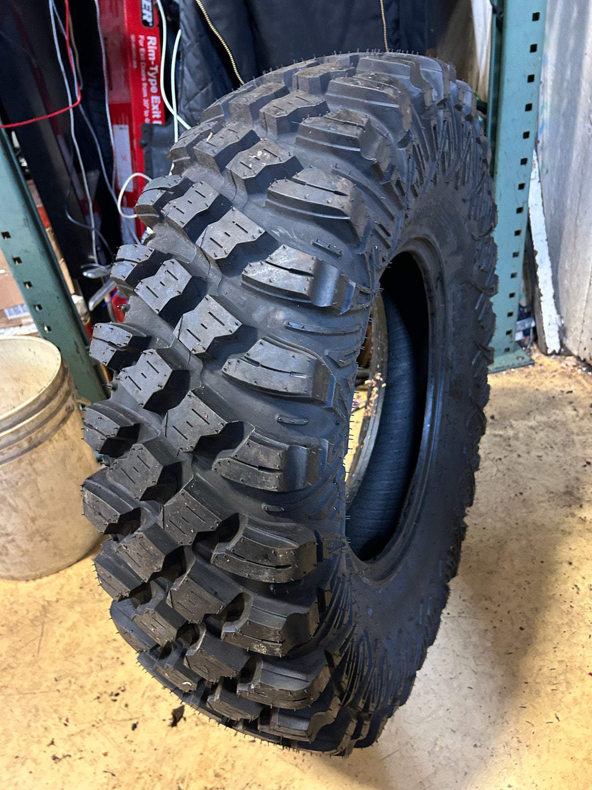 PRO ARMOR CRAWLER XG BSW 33 10 16 8PLY ATV/UTV TIRE T331016XG