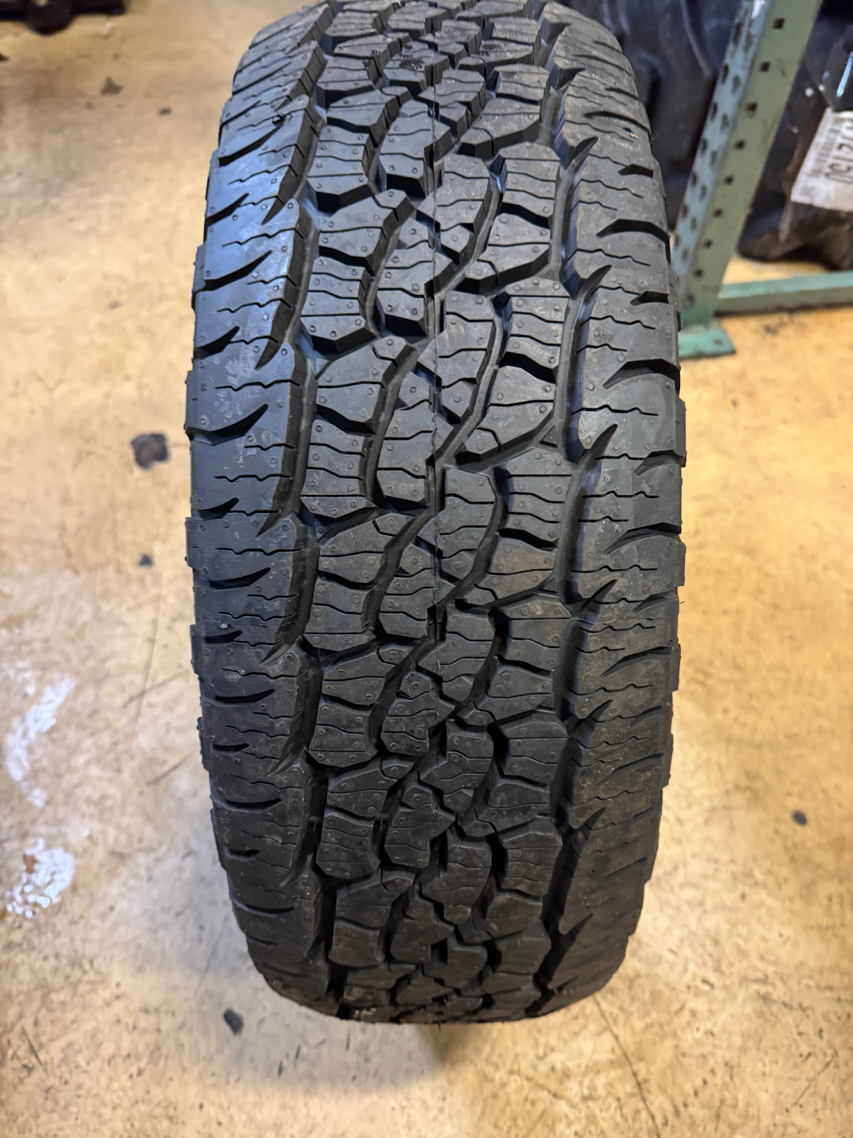 BFGOODRICH TRAIL-TERRAIN OWL P  235 65 17 108T XL ALL TERRAIN TIRE 56199