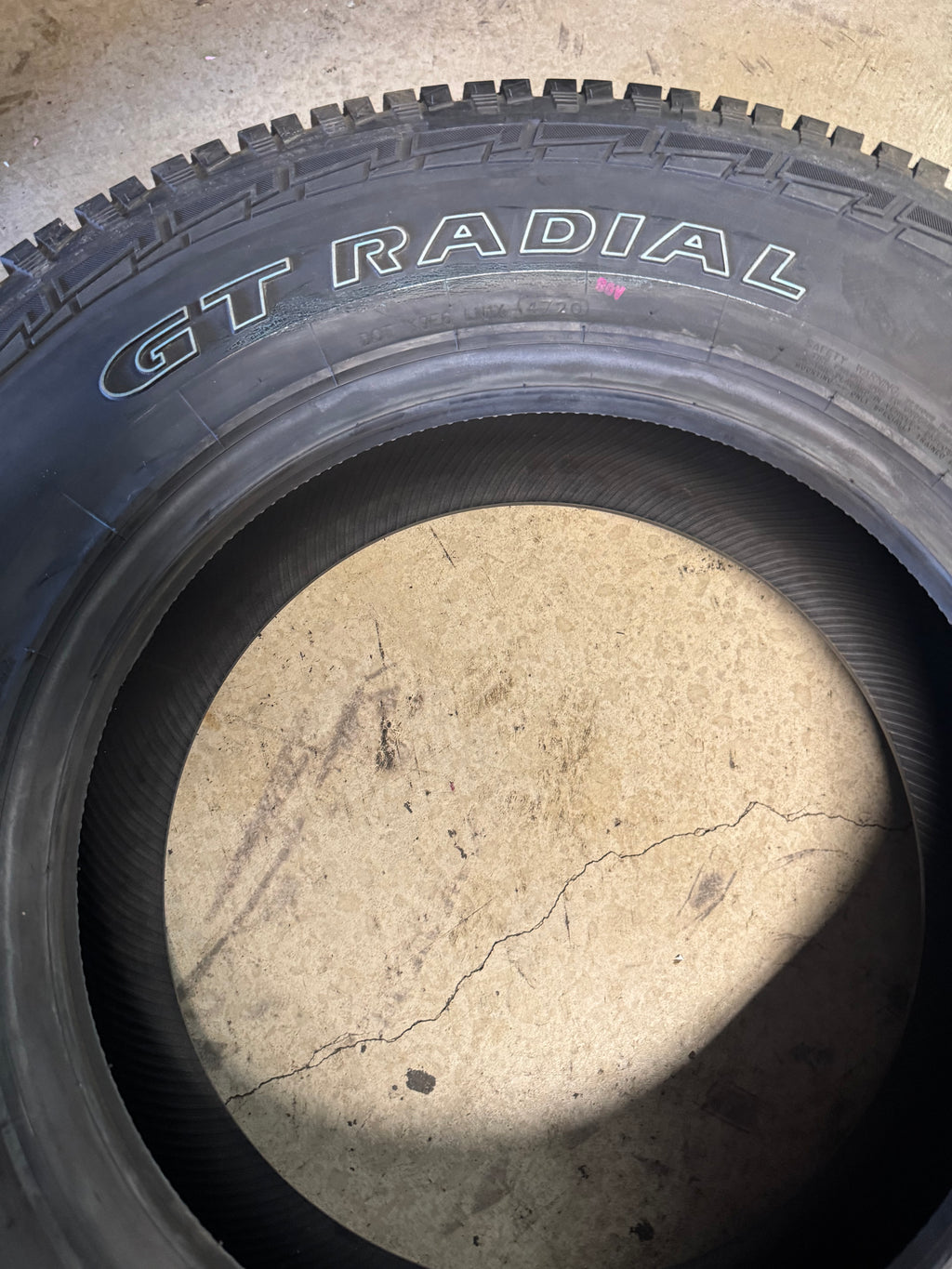 NOS GT RADIAL ADVENTURO AT3 OWL LT 275 70 18 125/122S 10PLY ALL TERRAIN TIRE AS096