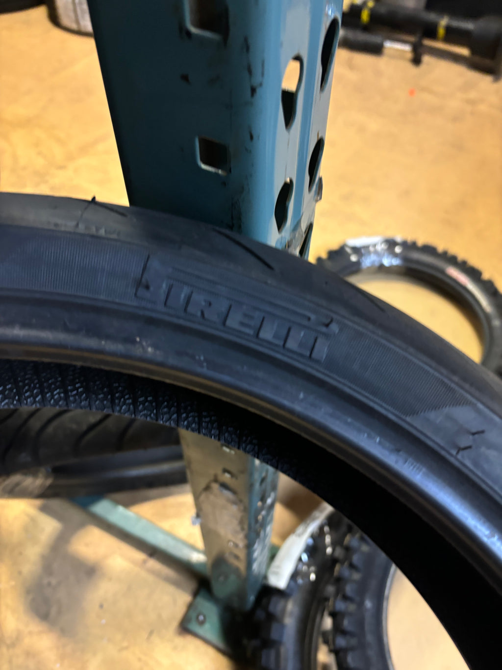 PIRELLI DIABLO ROSSO III 120 60 17 55W FRONT MOTORCYCLE TIRE 2070000