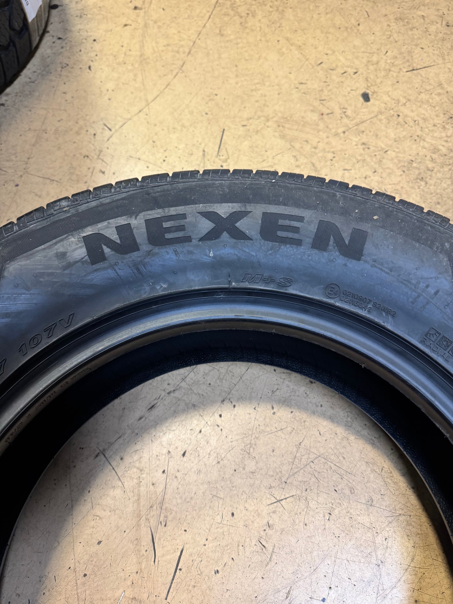NEXEN ROADIAN GTX BSW P 245 65 17 107V ALL SEASON TIRE 17061NXK