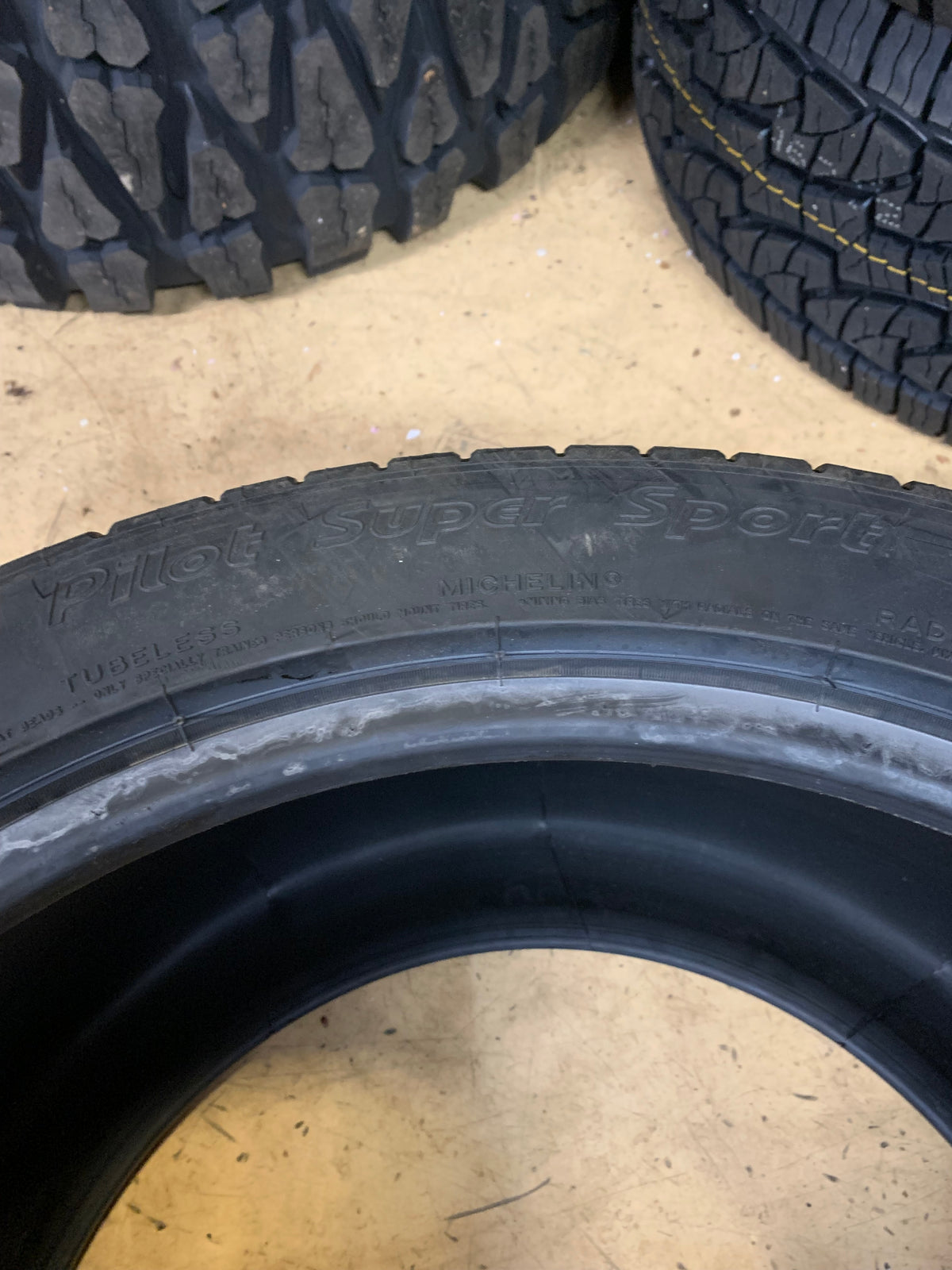2 MICHELIN PILOT SUPER SPORT BSW P 345 30 19 109Y XL SUMMER TIRE 75804