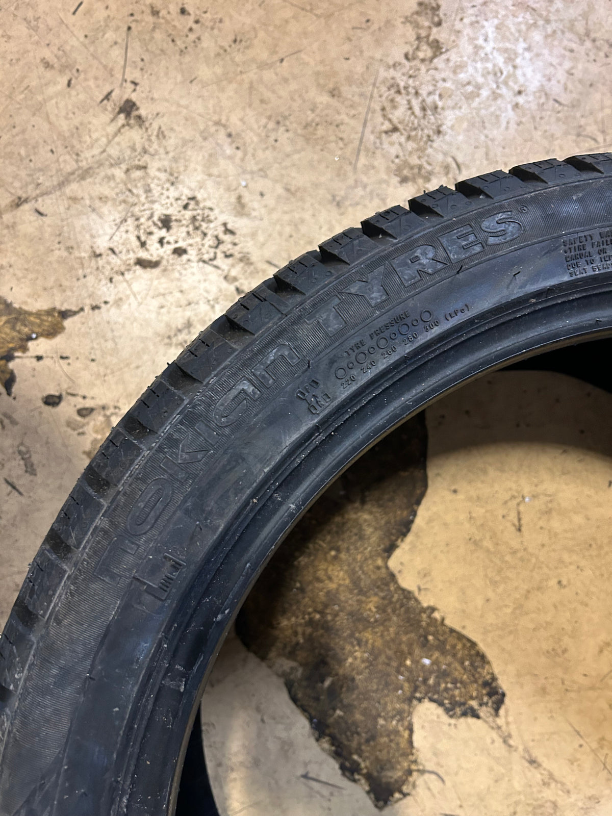 2 NOKIAN HAKKAPELIITTA 10 EV STUDDED BSW P 245 40 19 98T XL WINTER TIRE TS32453