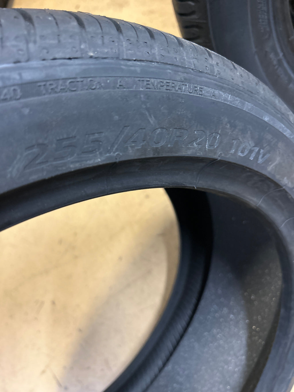 HANKOOK ION EVO AS SUV BSW P255 40 20 101V XL PERFORMANCE TIRE 1035069