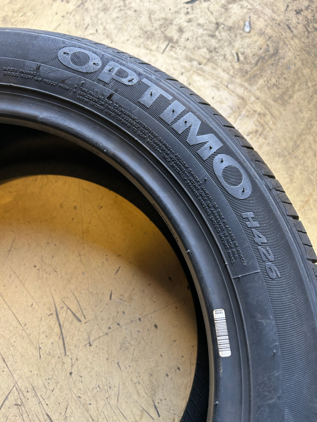 NOS HANKOOK OPTIMO H426 BSW P 195 50 16 84H ALL SEASON TIRE 1011165