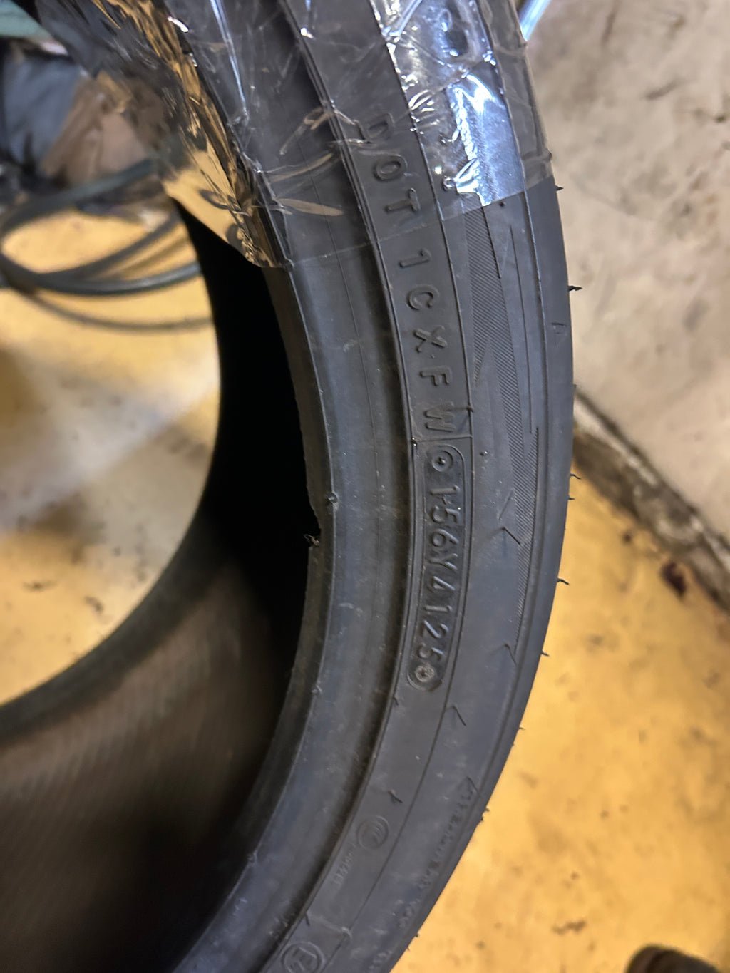 DTO 6.3/32" TOYO PROXES R888R BSW P 295 30  18 98Y  PERFORMANCE TIRE 104270