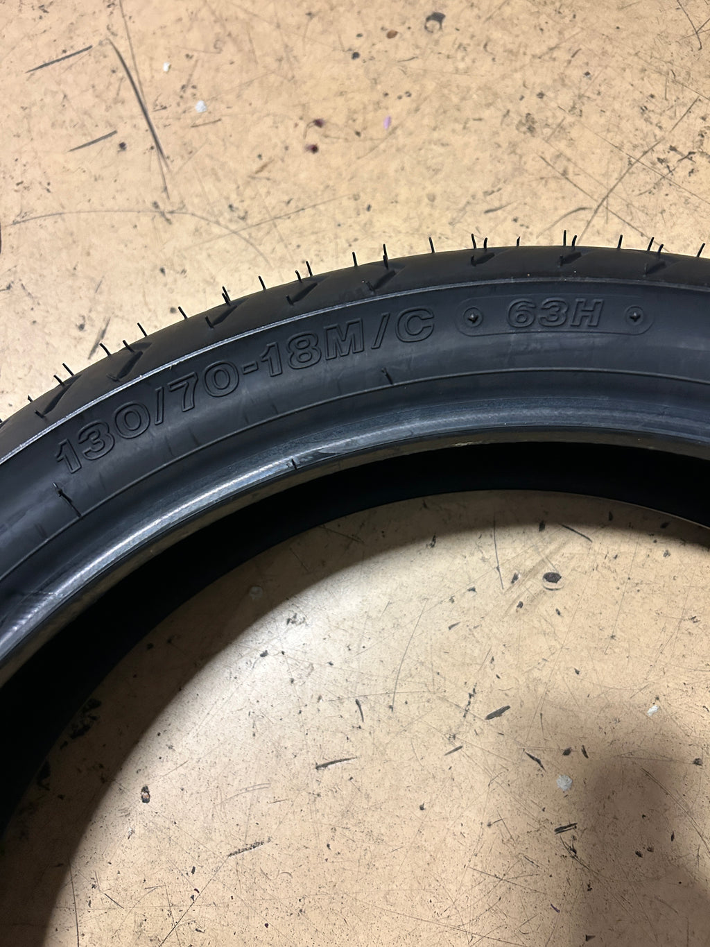 BRIDGESTONE EXEDRA G721 BSW 130 70 18 63H FRONT MOTORCYCLE TIRE 129260