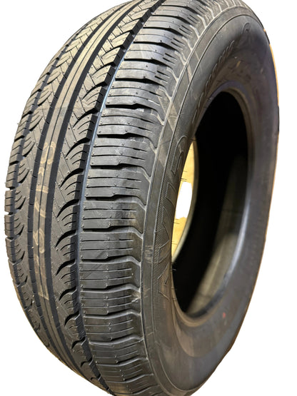 YOKOHAMA AVID TOURING-S BSW P 235 65 17 104T ALL SEASON TIRE 110131829
