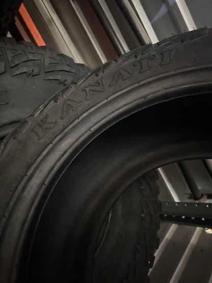 NOS KANATI MUD HOG M/T BSW LT 33 12.5 18 118Q 10PLY MUD TERRAIN TIRE L1833125E252