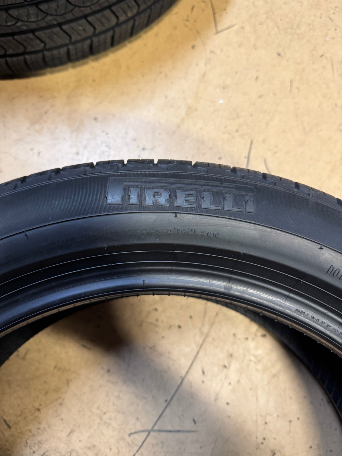 PIRELLI SCORPION VERDE ALL SEASON BSW P  225 50 18 95H TIRE 3768100