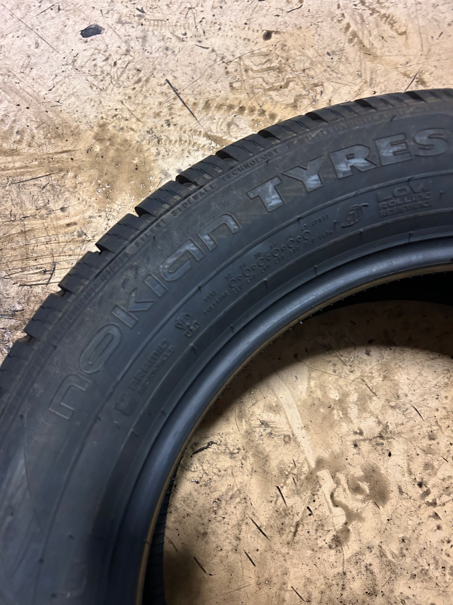 NOKIAN ONE BSW P 225 60 18 104H XL ALL SEASON TIRE T431322