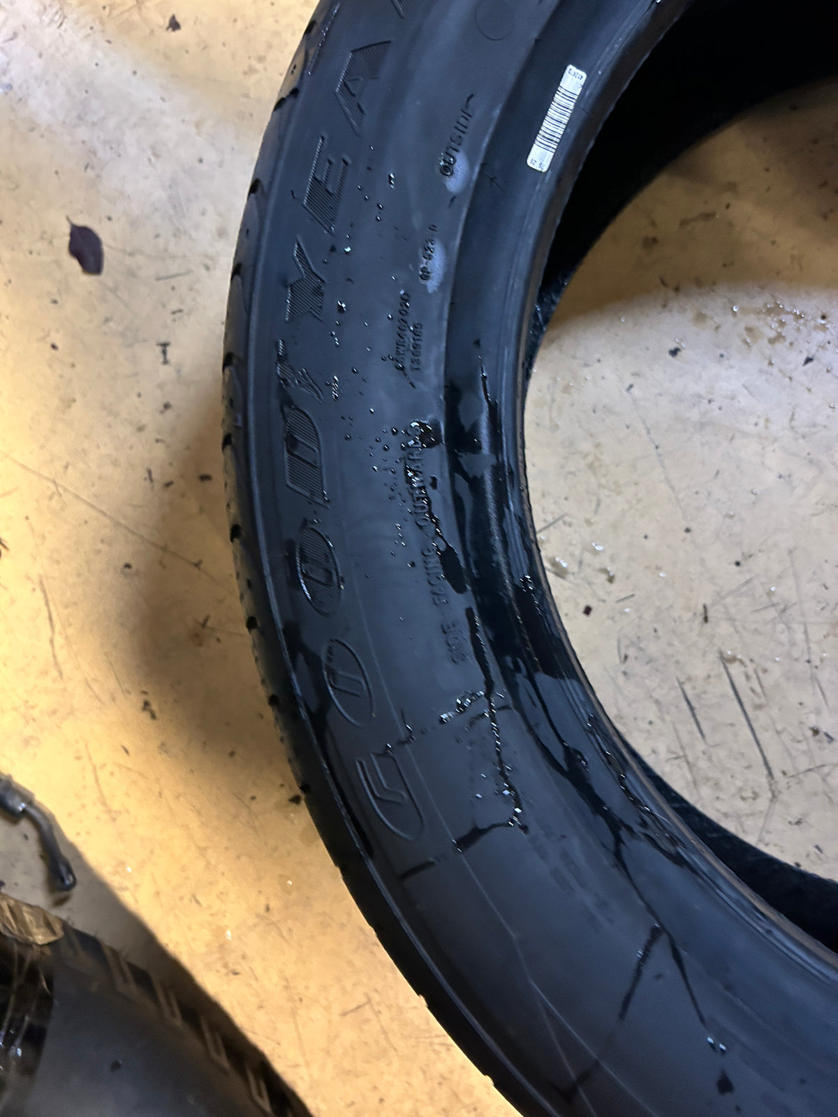 GOODYEAR EAGLE SPORT ALL-SEASON BSW P 245 50 18 100V  ALL SEASON TIRE 109089366