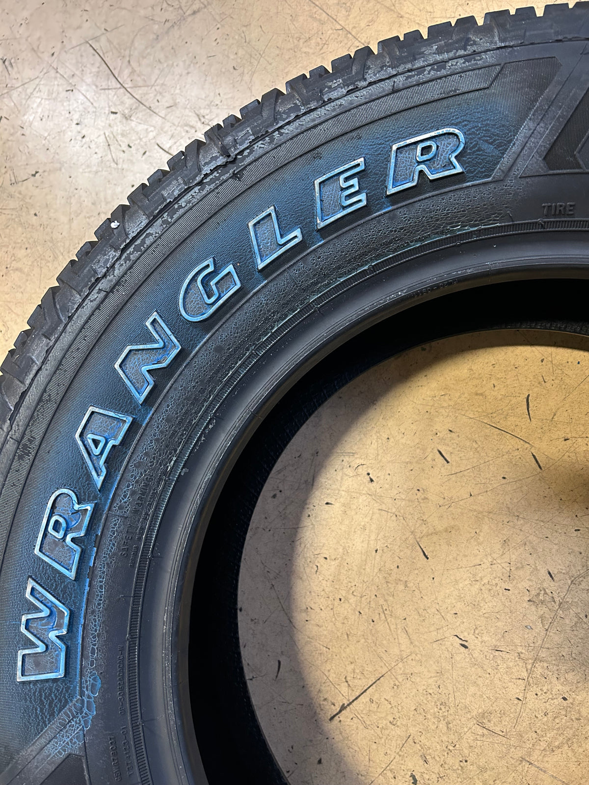 2 GOODYEAR WRANGLER WORKHORSE HT OWL P 245 70 17 110T HIGHWAY TIRE 116080652