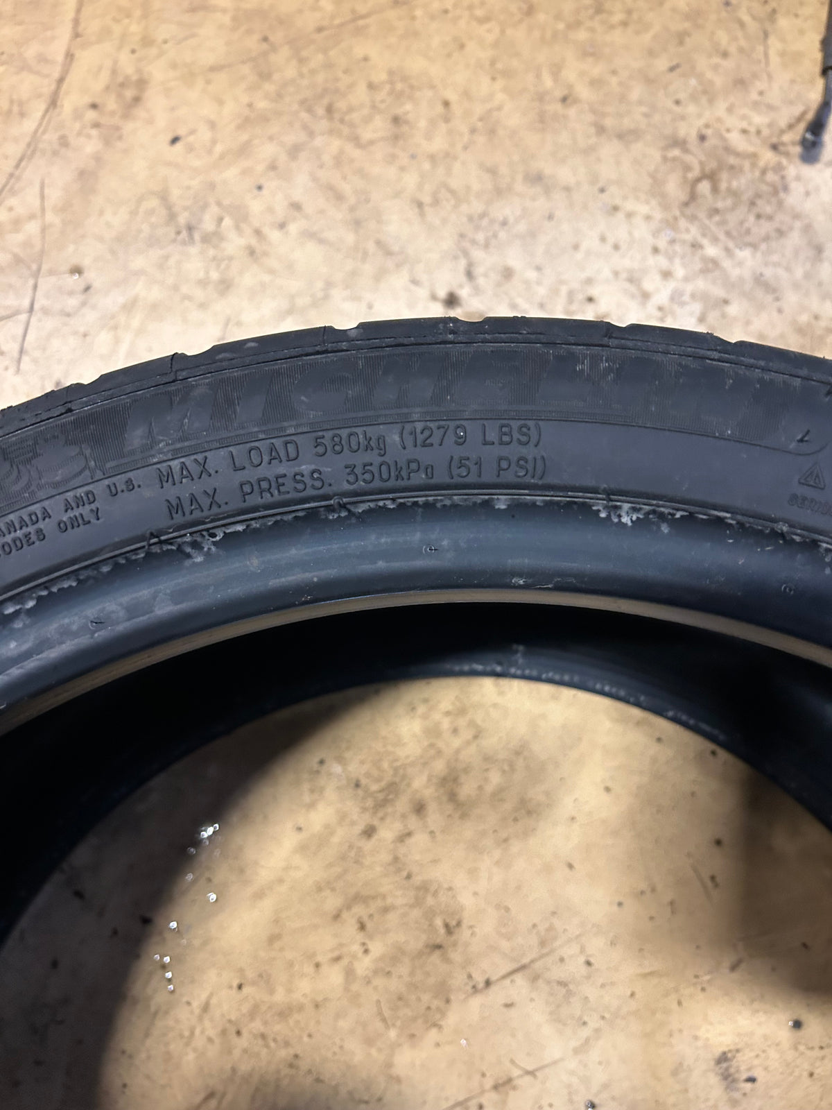 MICHELIN PILOT SPORT ALL SEASON 4 RUNFLAT BSW P 245 35 19 89Y UHP TIRE 25339