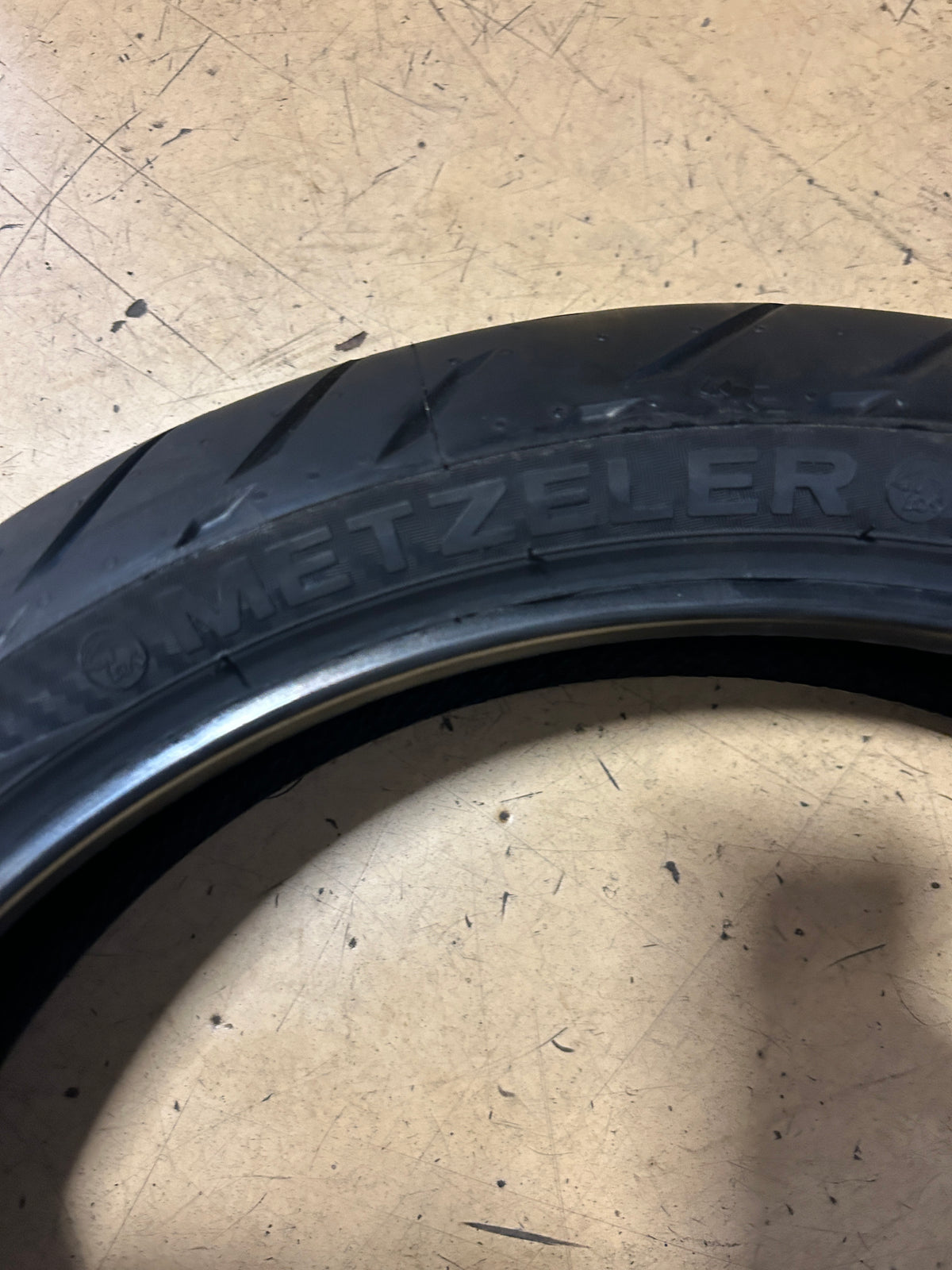 NOS METZELER SPORTEC M5 INTERACT BSW 120 70 17 58W FRONT MOTORCYCLE TIRE 1927400