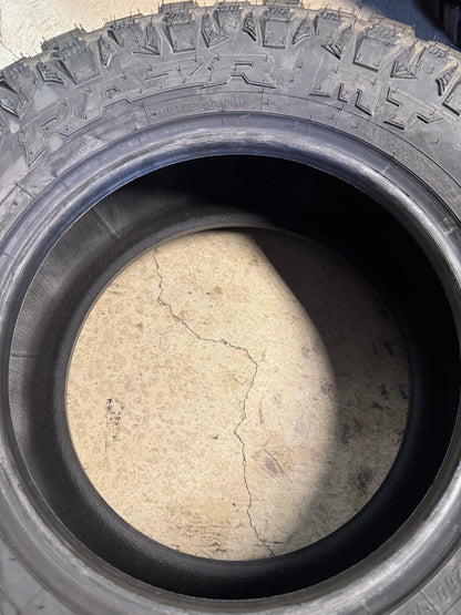 NOS MAXXIS RAZR MT BSW LT 295 70 18 129/126Q 10PLY MUD TERRAIN TIRE TL00421100